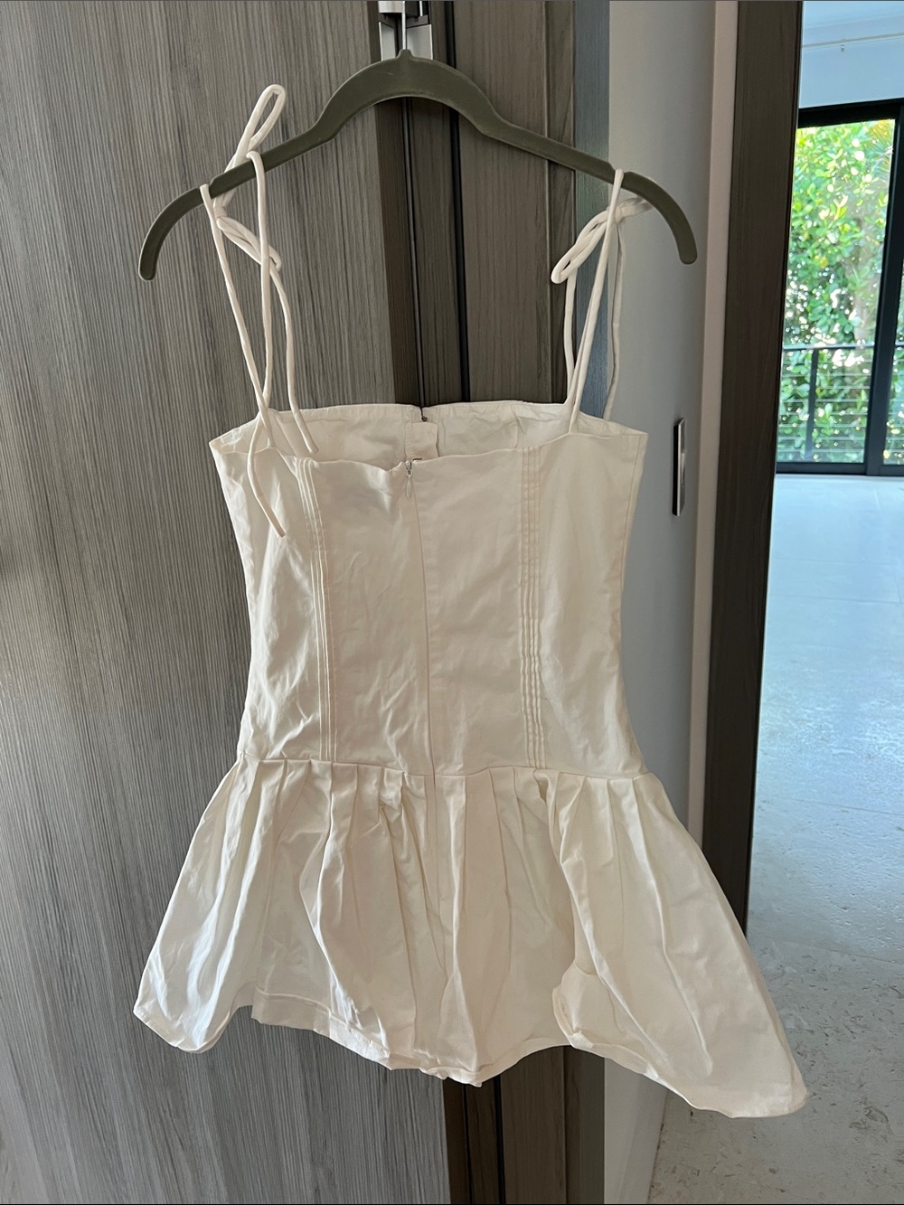NWT REVOLVE Australia SHOWPO x EDIKTED Perre pleated mini dress US S - Picture 9 of 10